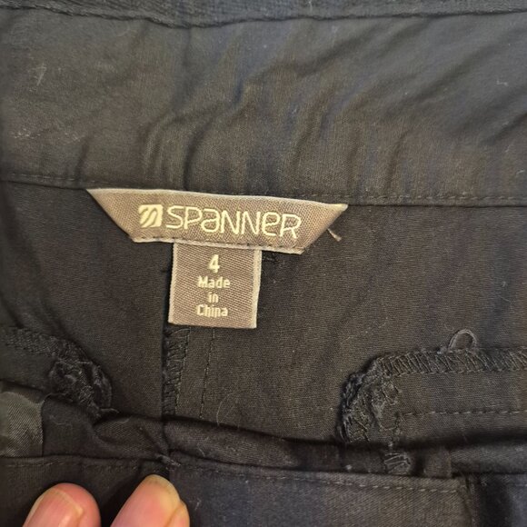 Not your average Cargo Pants! - Picture 4 of 7